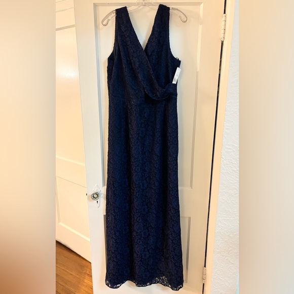NWT Donna Morgan Lace Maxi Gown Size 18 Indigo Navy – Formal, Wedding, Evening - Picture 1 of 12